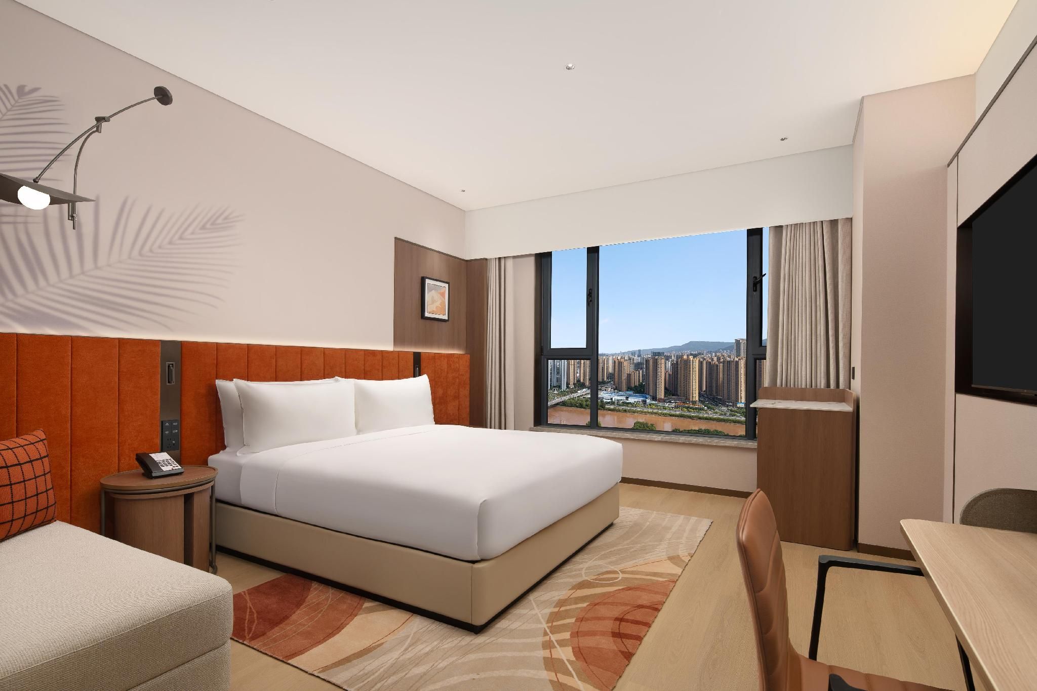 King Guest Room River View