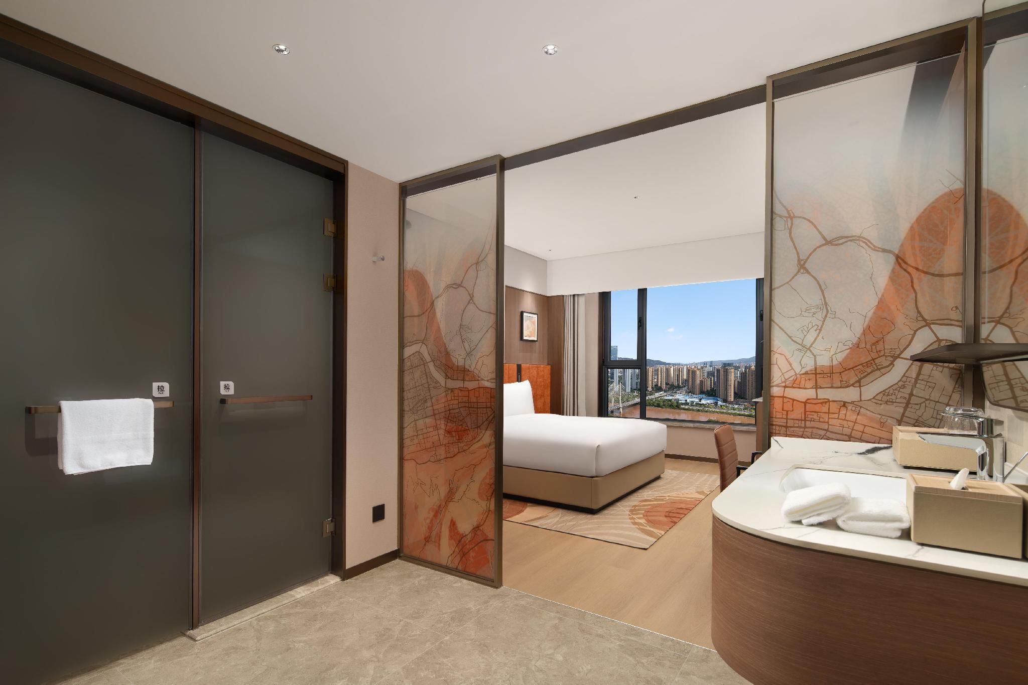King Guest Room River View