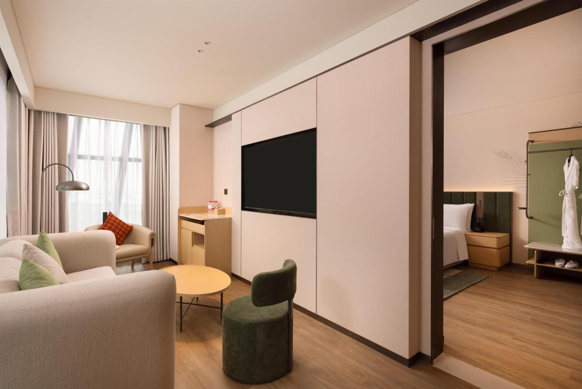 One-Bedroom King Suite