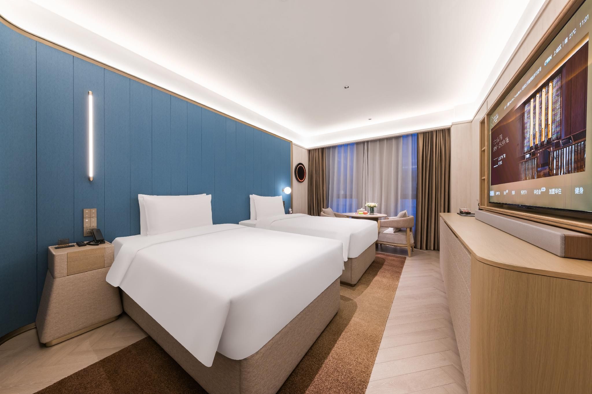 Twin Business Room