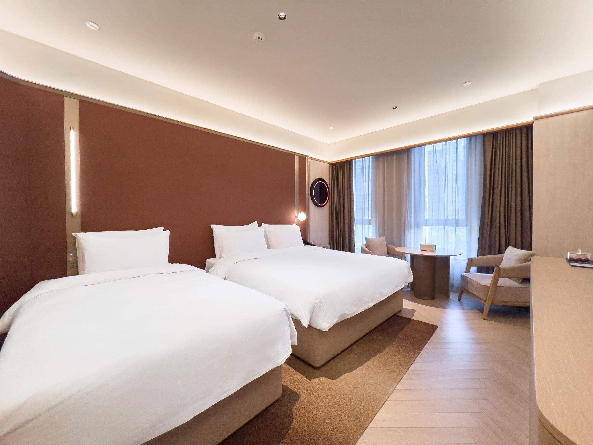Huazhu - Family Room