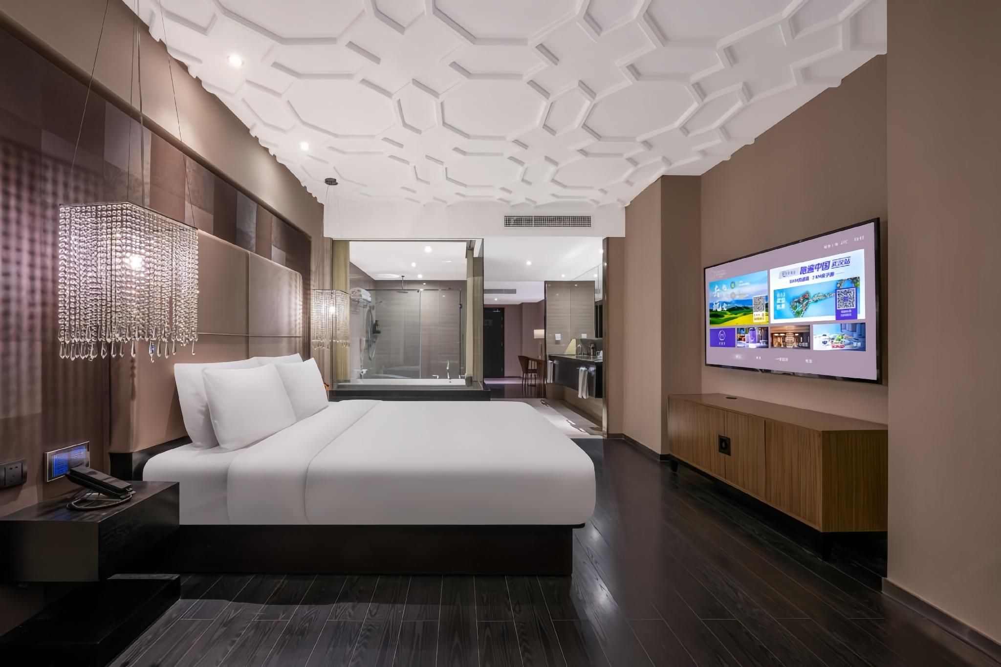 Huazhu - Designer Suite