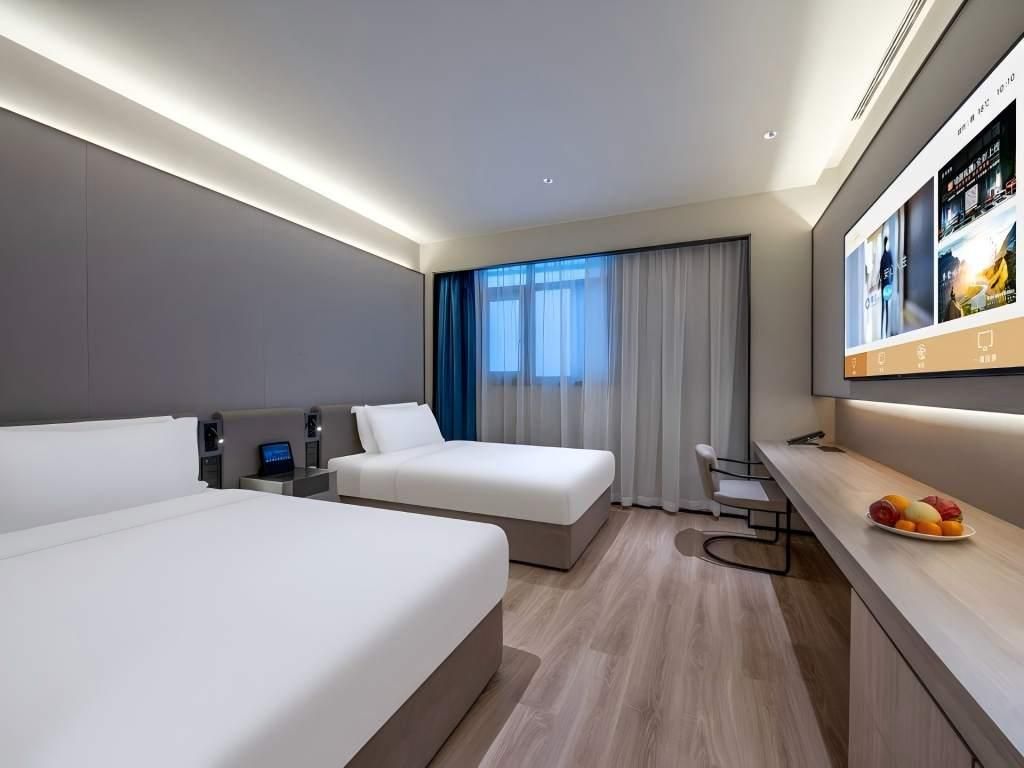 Twin Bed Room