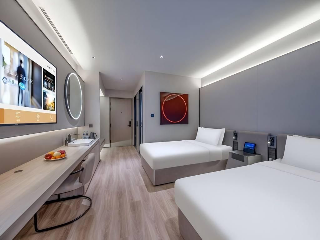 Twin Bed Room