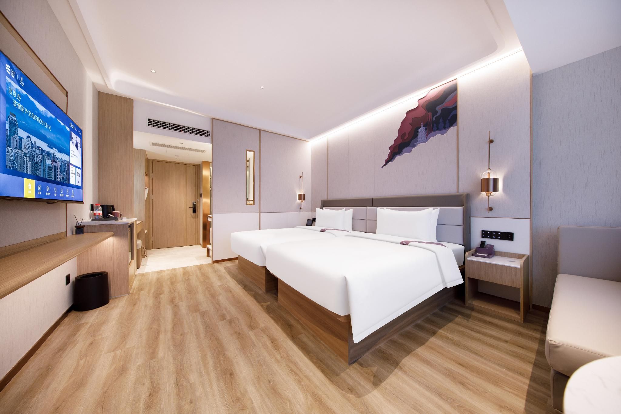 Dyson Executive Twin Room