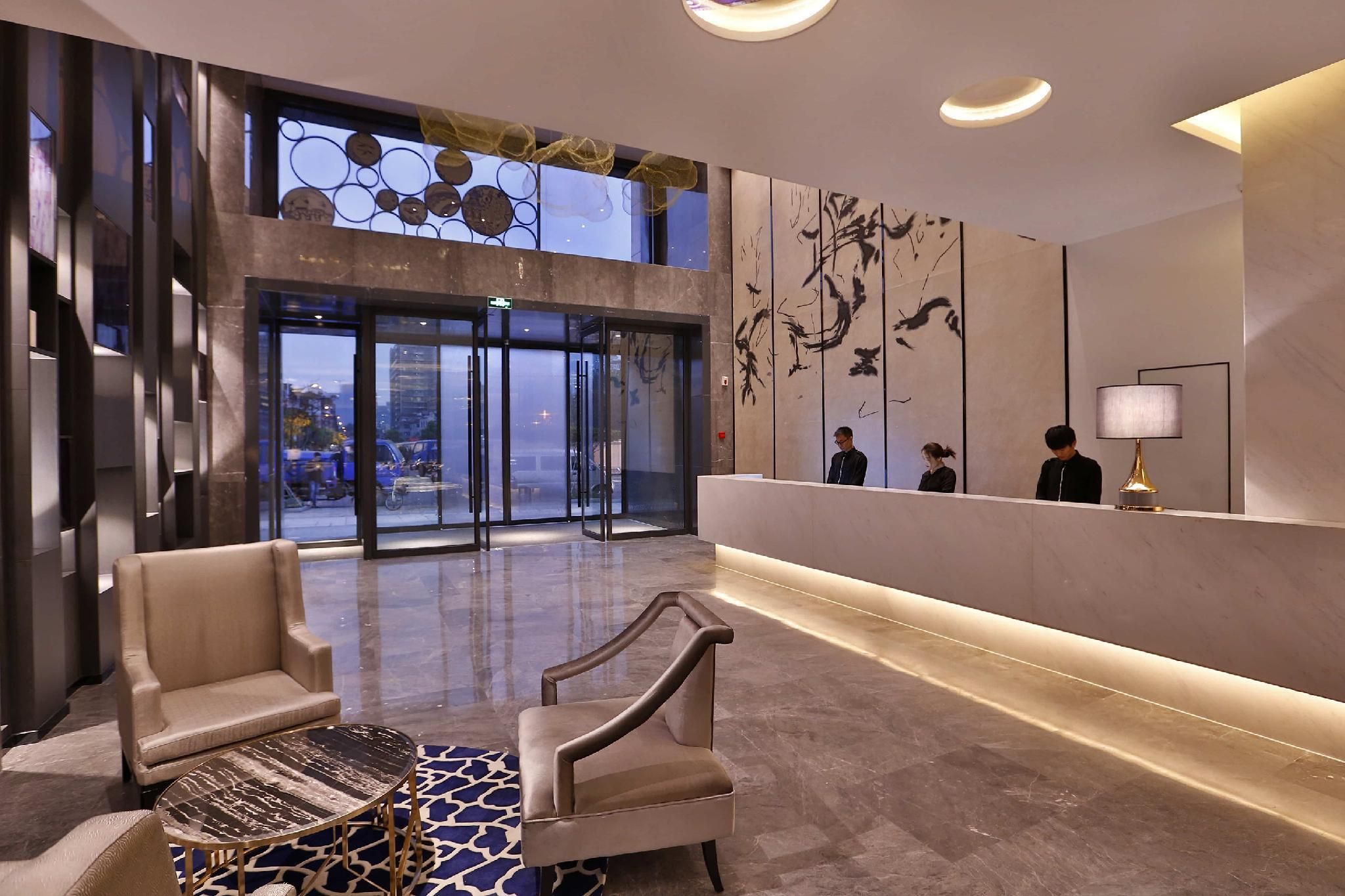 Huazhu - Deluxe Bed Room With River View