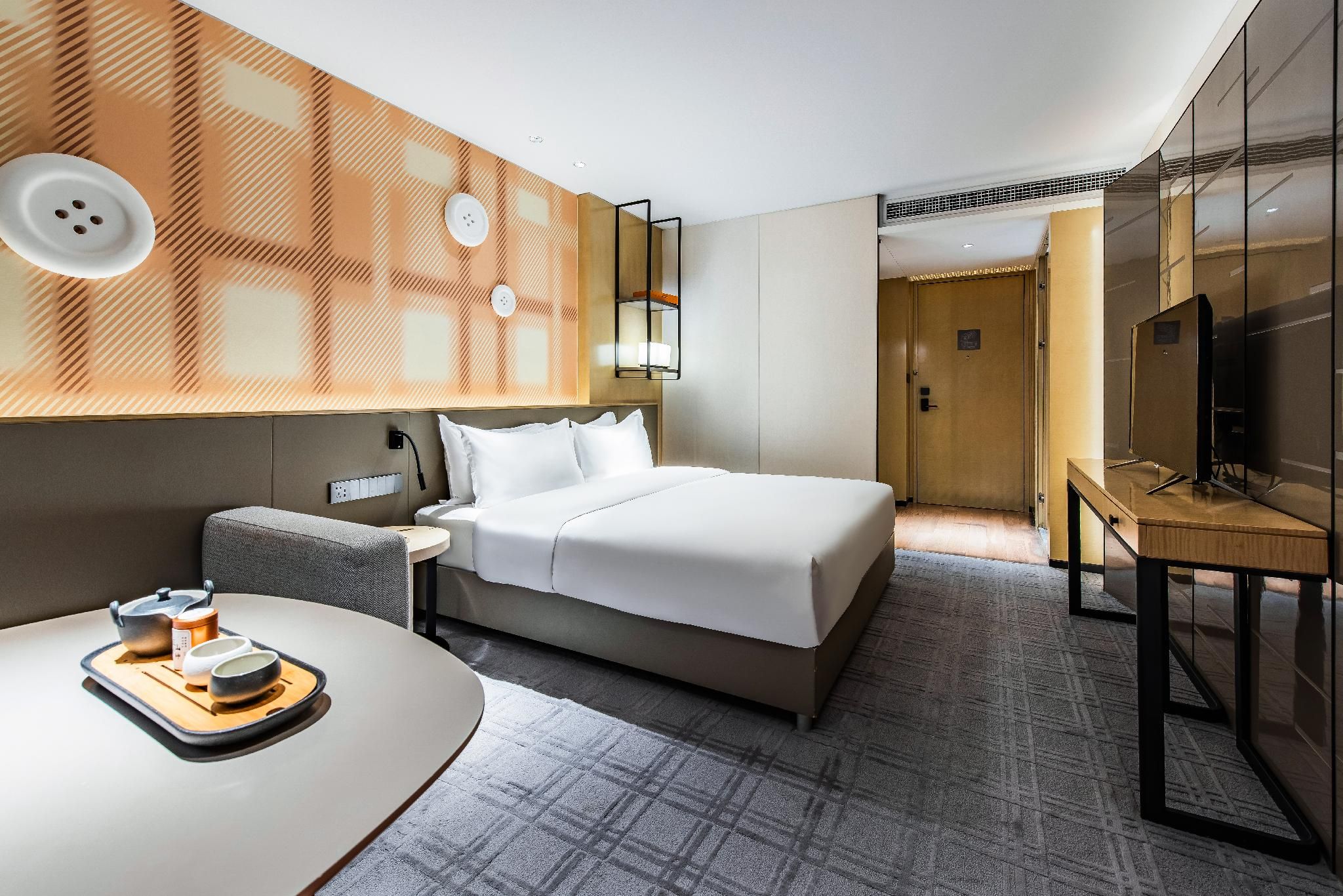 Intercity Executive Queen Room