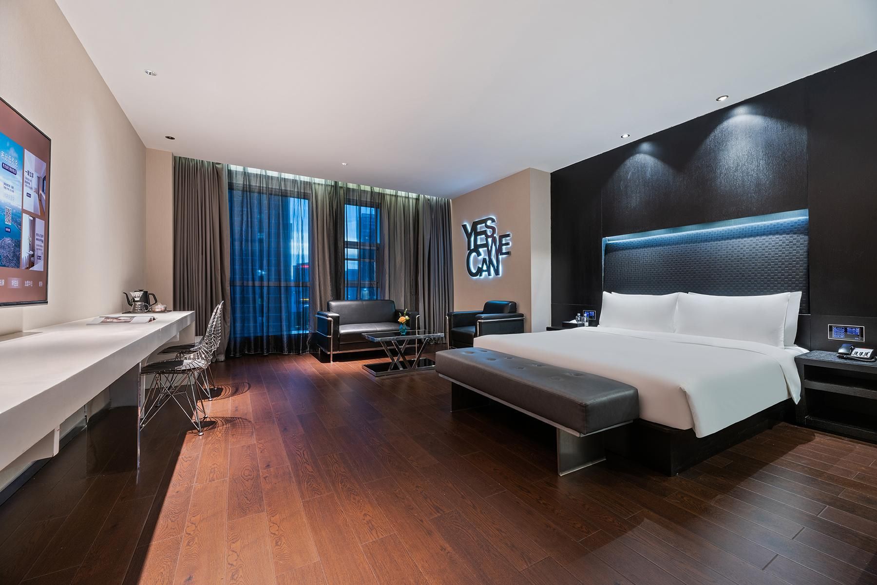 Executive King Room with River View