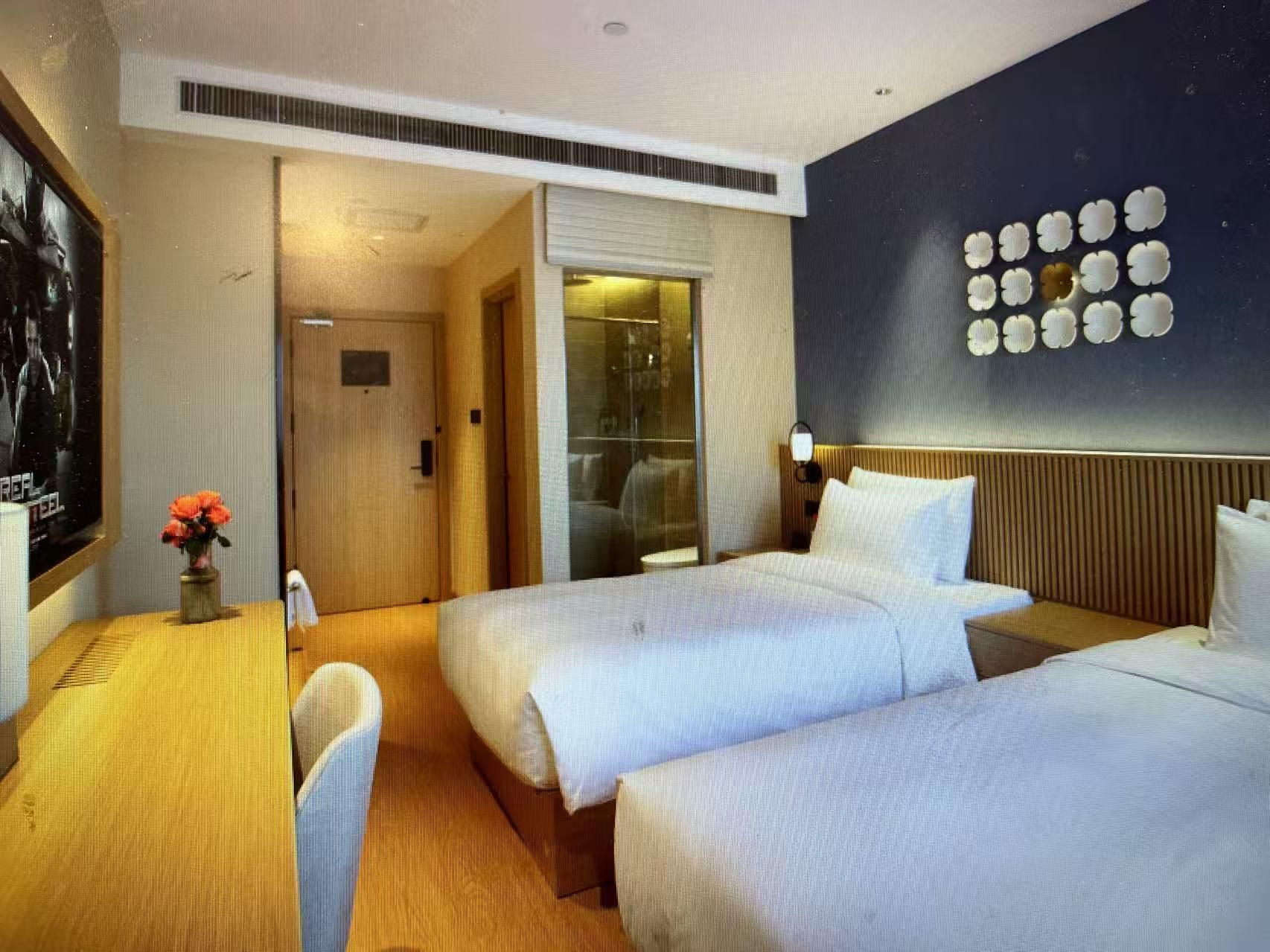 Twin Superior Room
