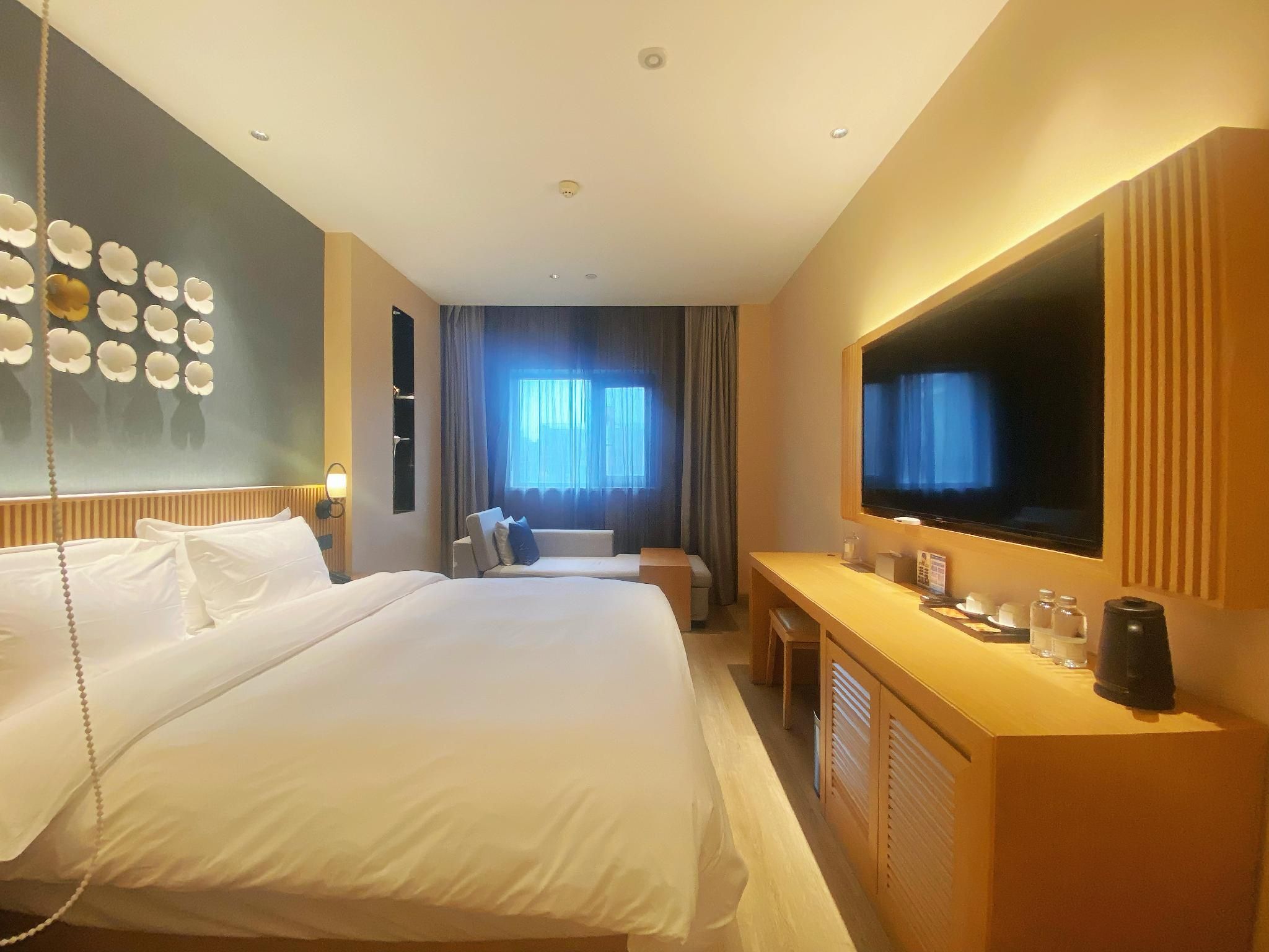 Huazhu - Executive Bed Room