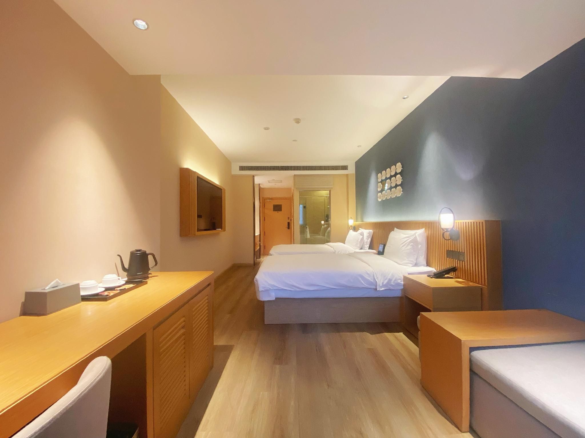 Twin Business Room