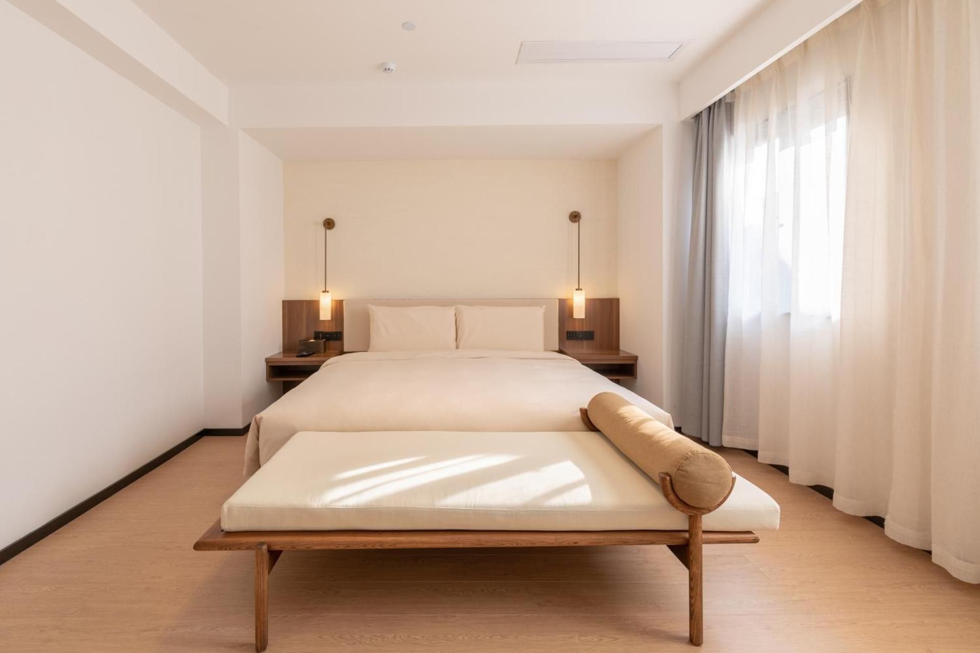 Deluxe Family Suite