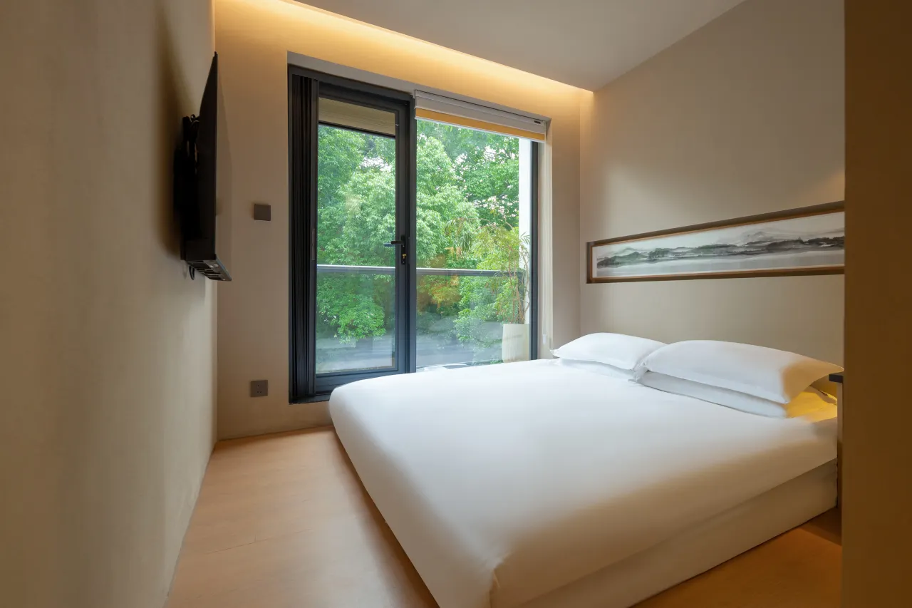 Big Room