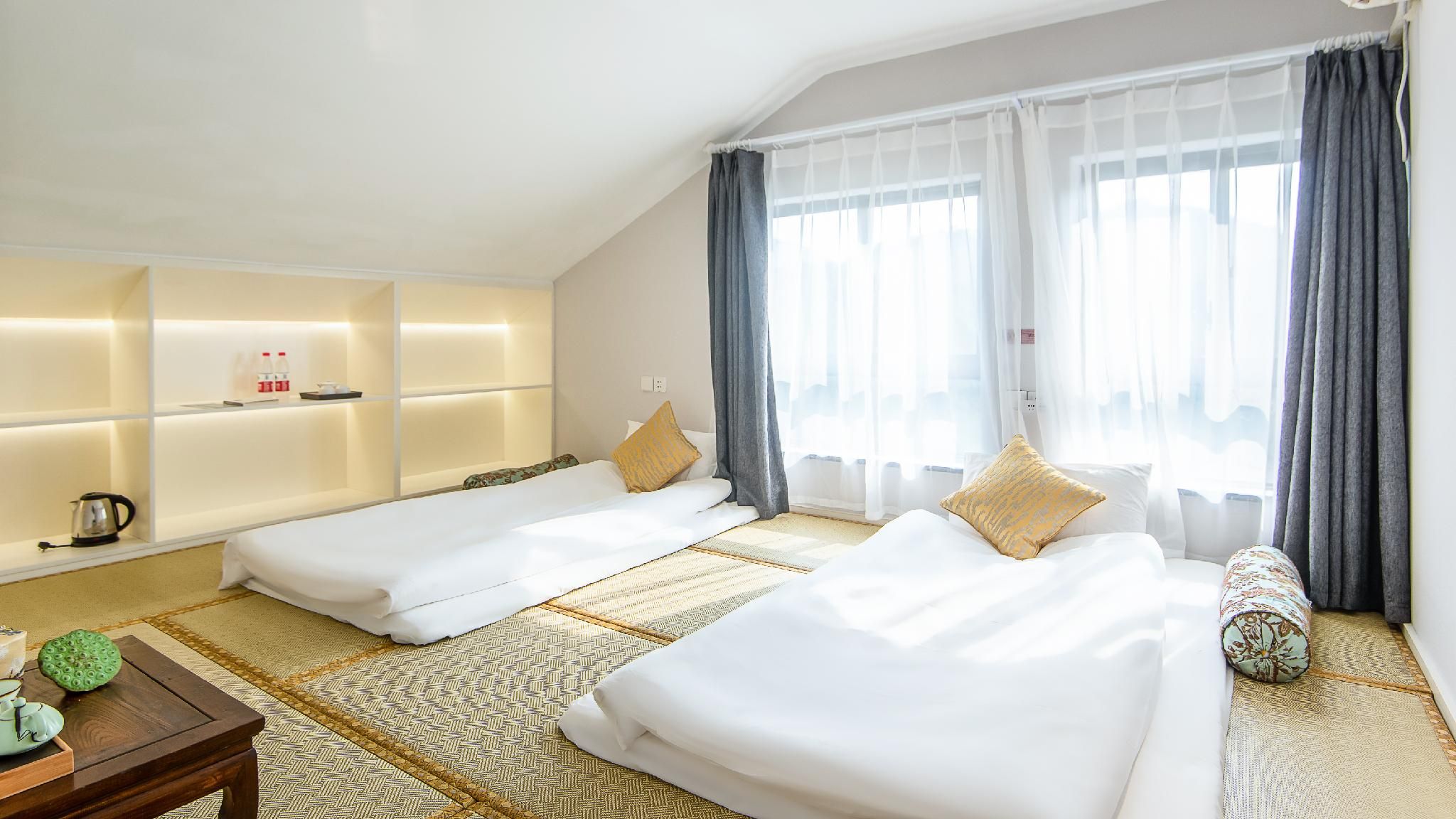 Tatami Room 301