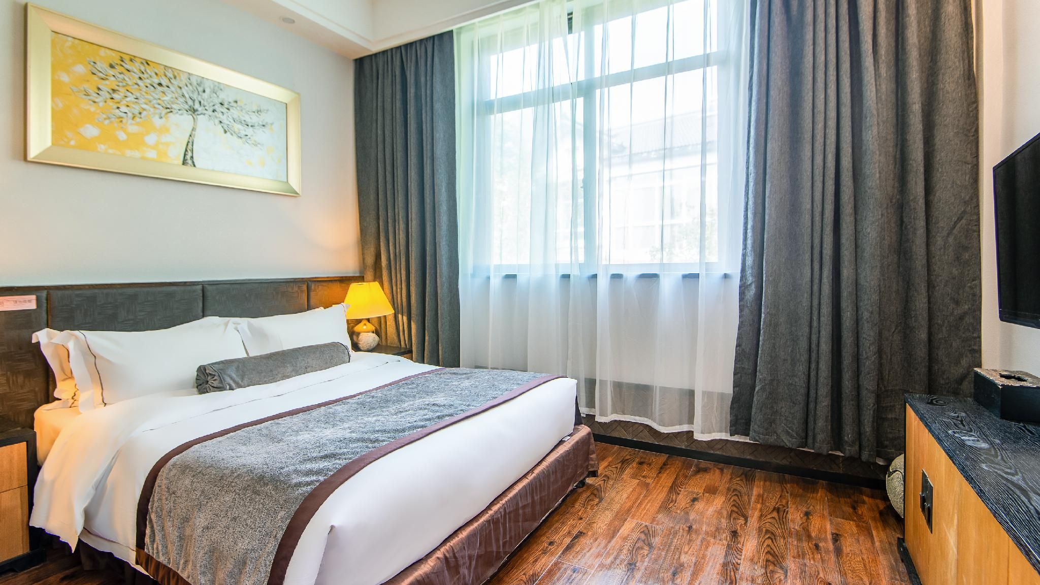 GTI - 1 Bed Guest Room, 1.5M Bed