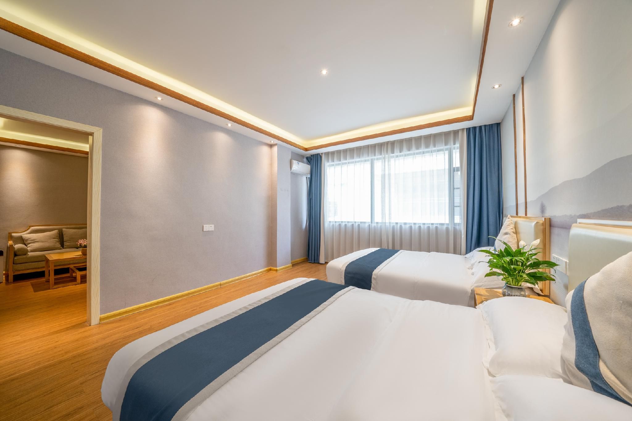 Twin Suite