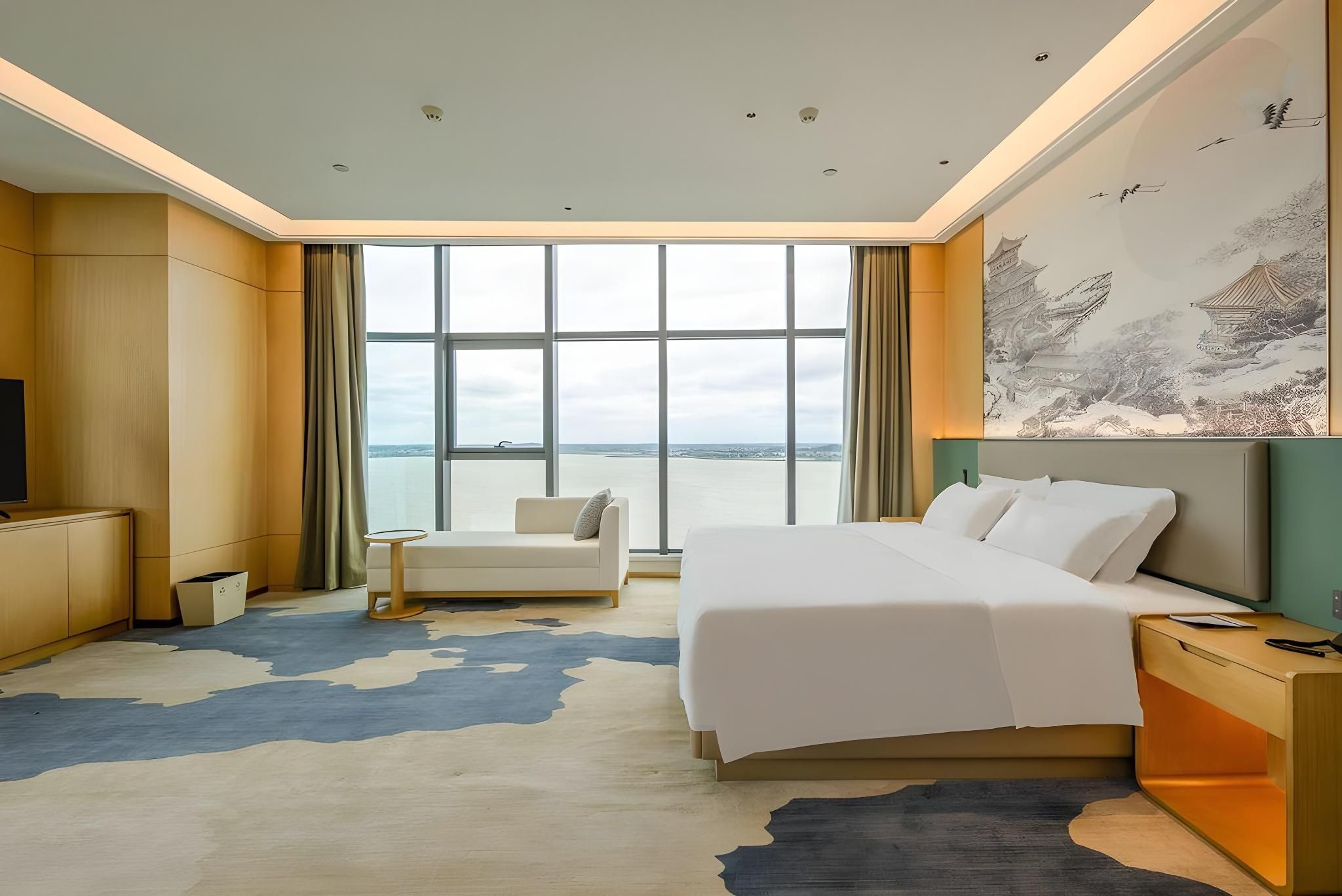 Executive Queen Room
