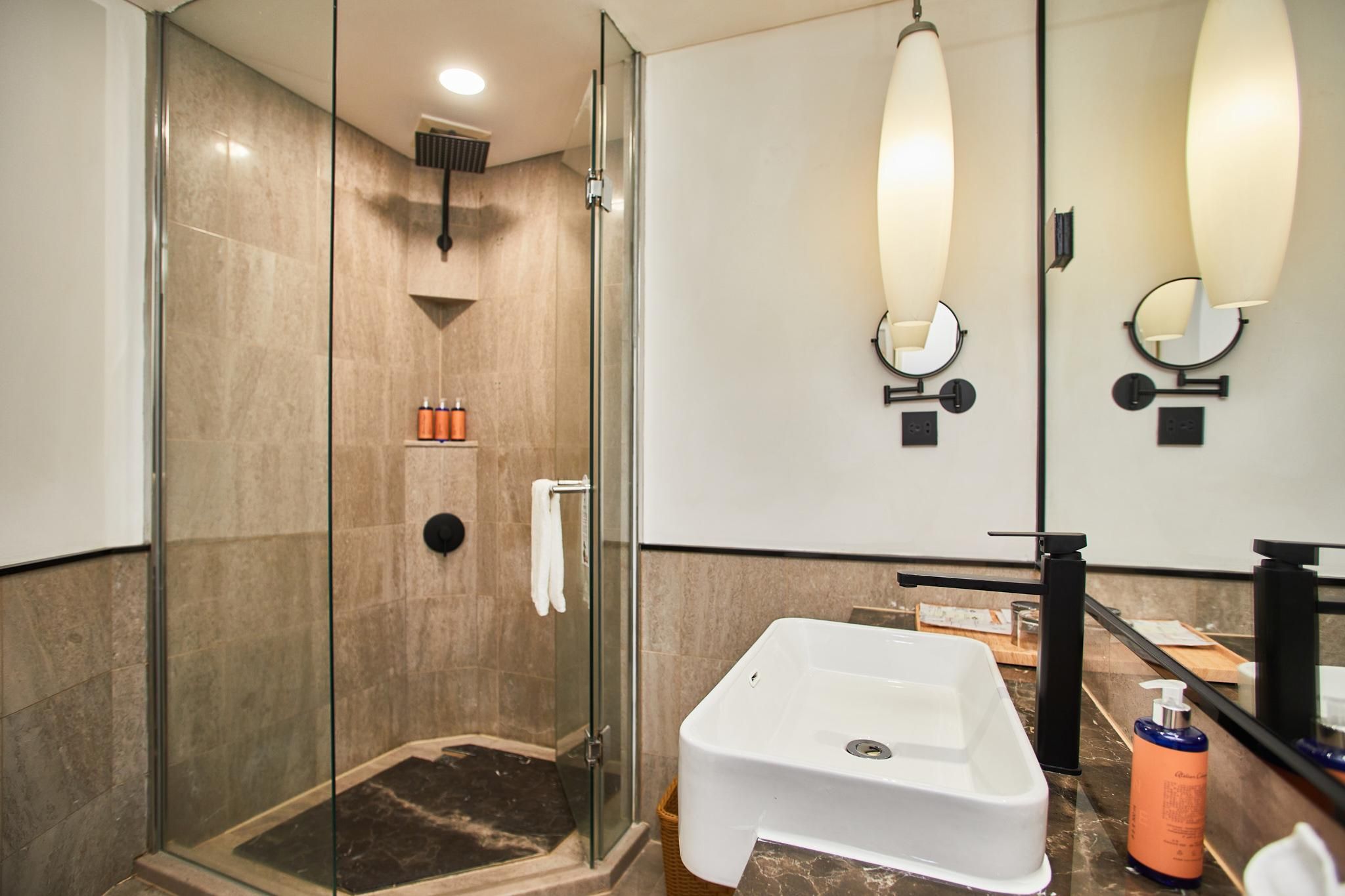 Madison Hotel Dongguan Houjie  Wanda Business King Room 3