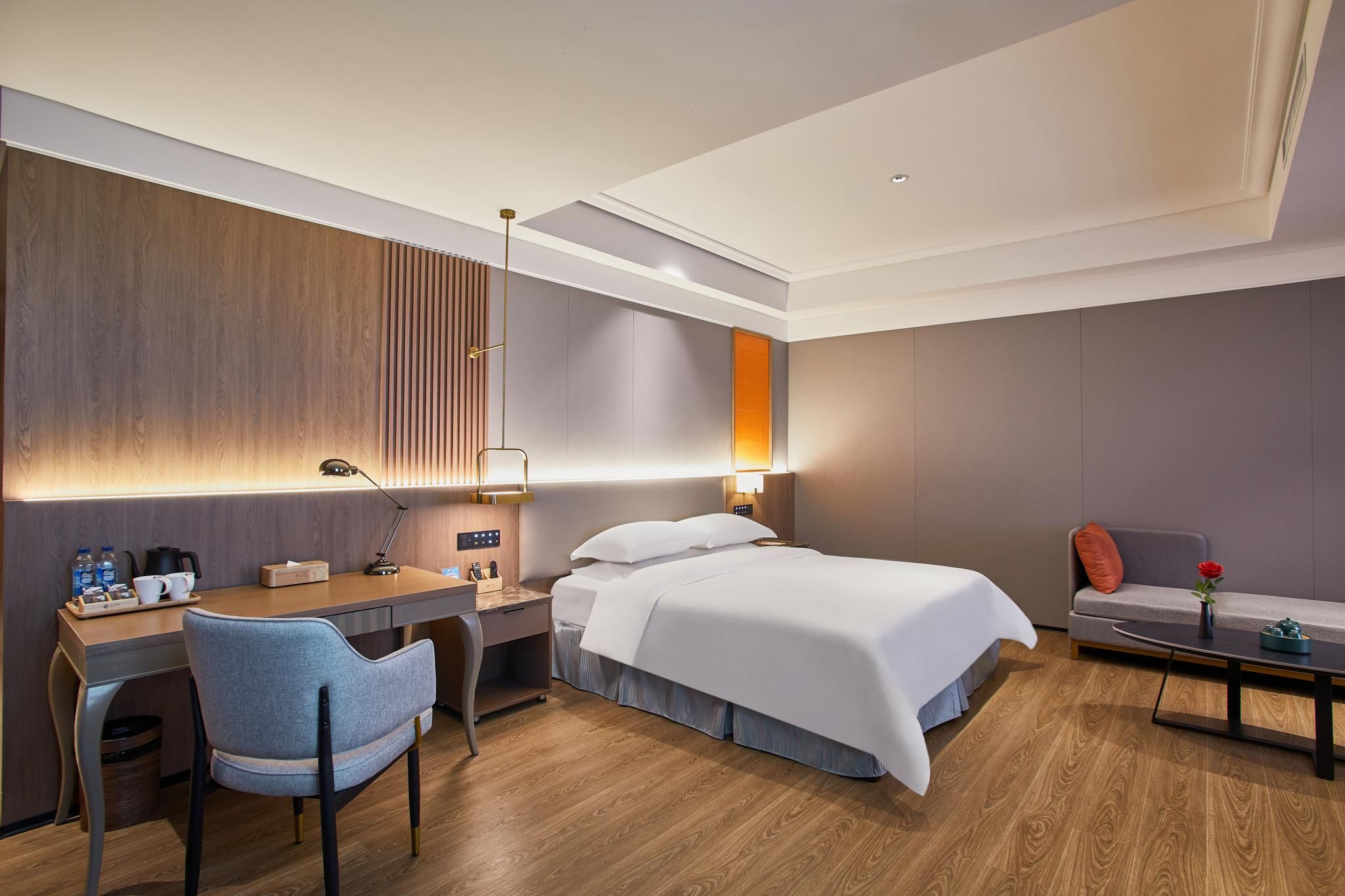 WH - Deluxe Bed Room