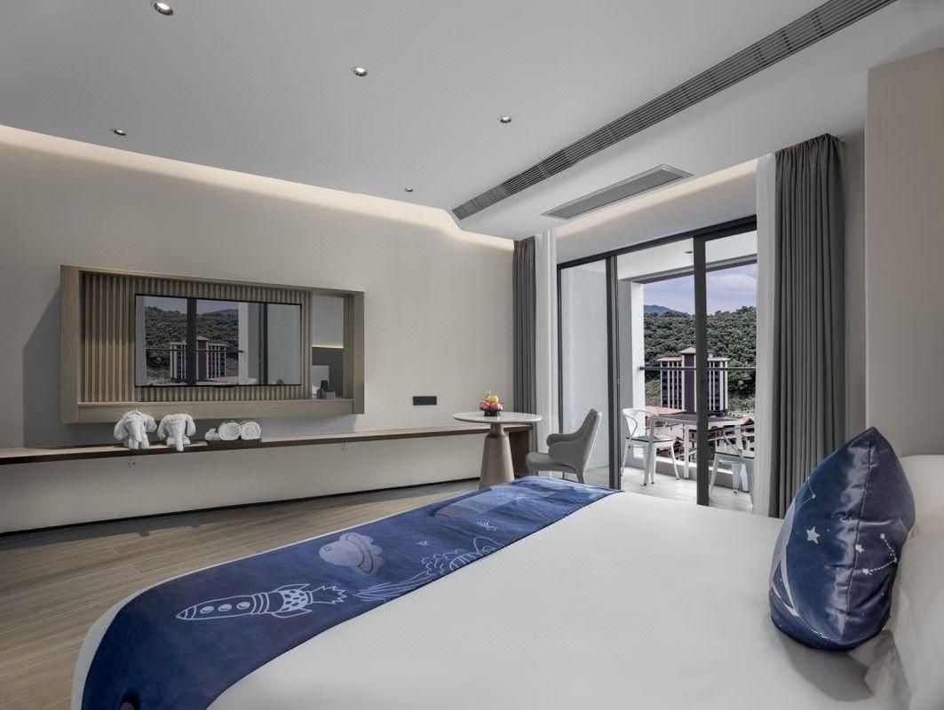 Premier Room - Lake-View (Double Bed)