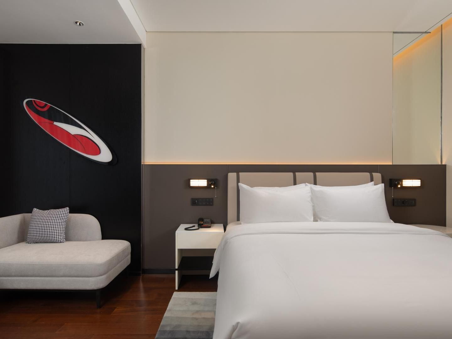 Radisson Red Hotel Haining Comfort King Room 2