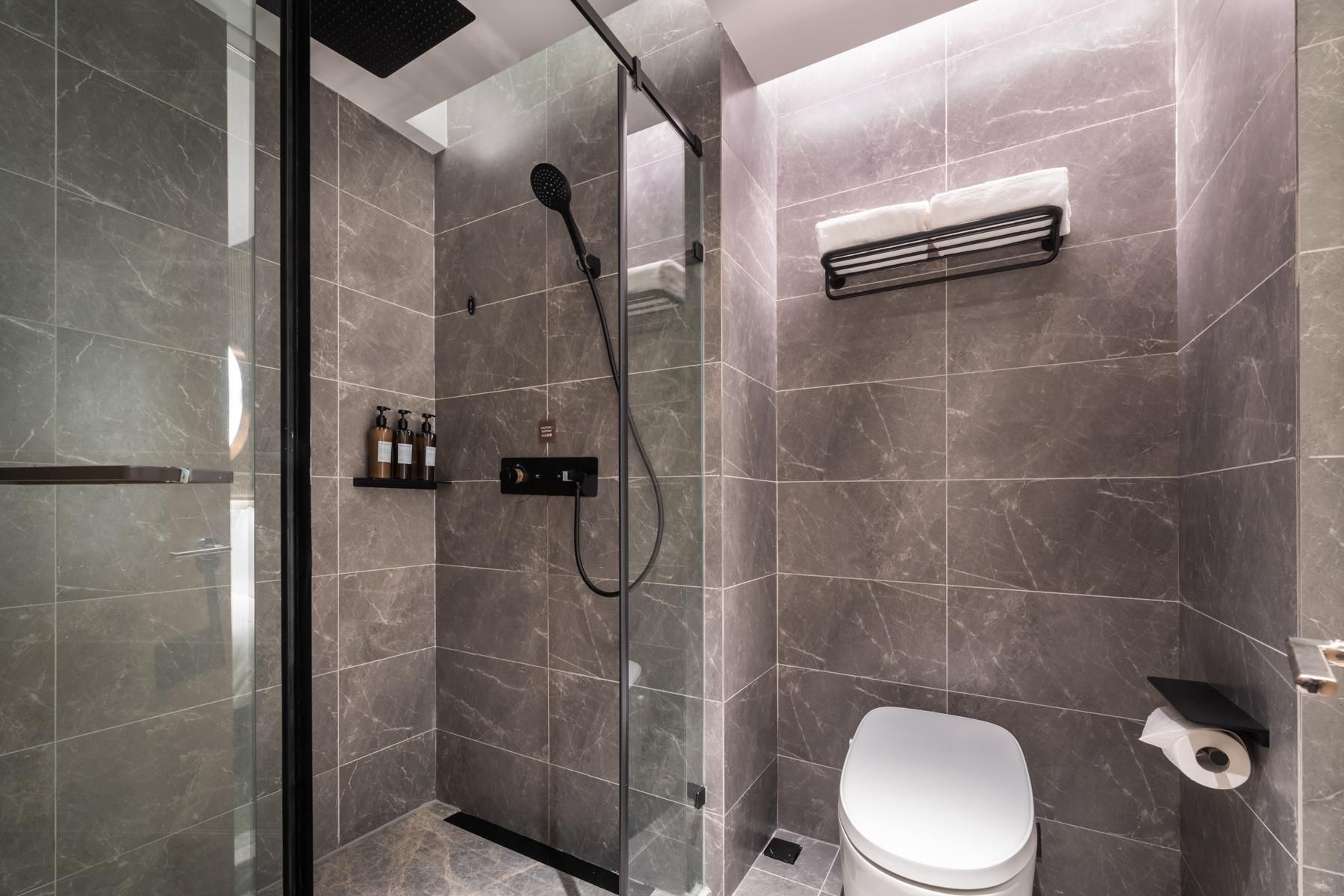Huazhu - Executive Twin Room