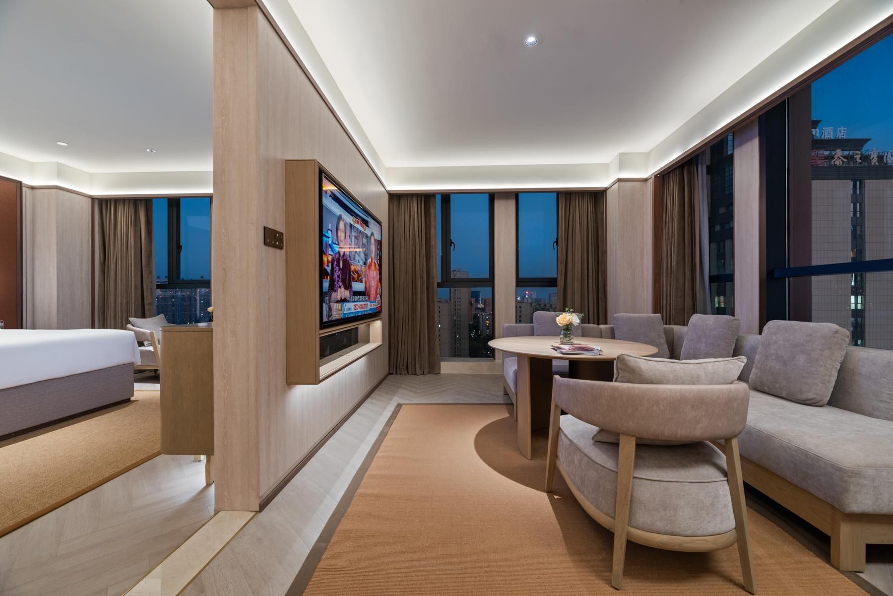 Huazhu - Executive Suite