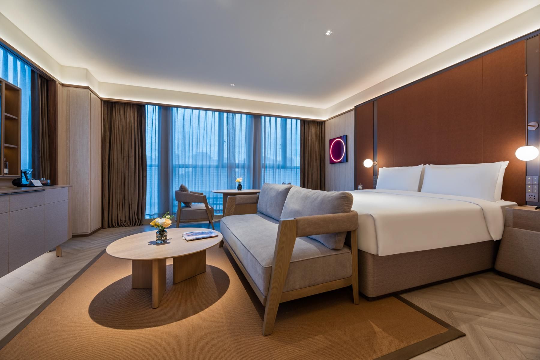 Huazhu - Executive Bed Room