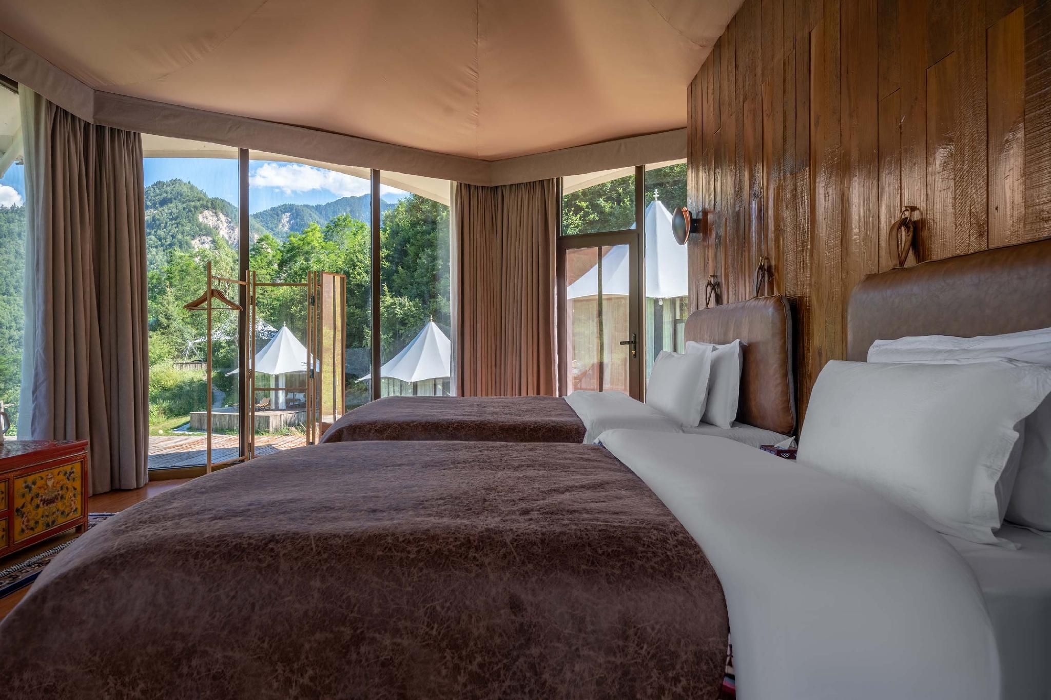 Tent 1- Valley View