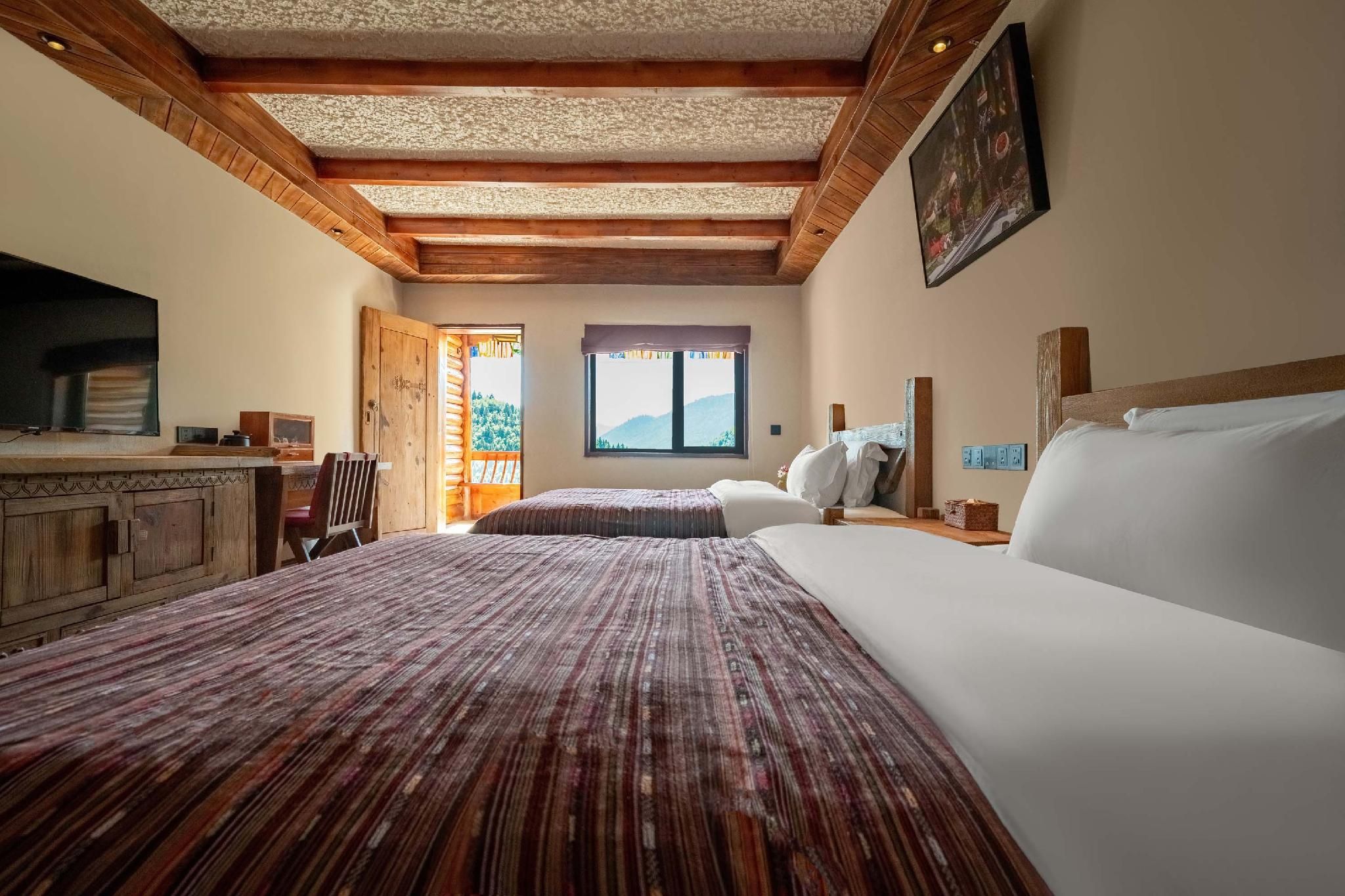 Courtyard Twin Room with Terrace