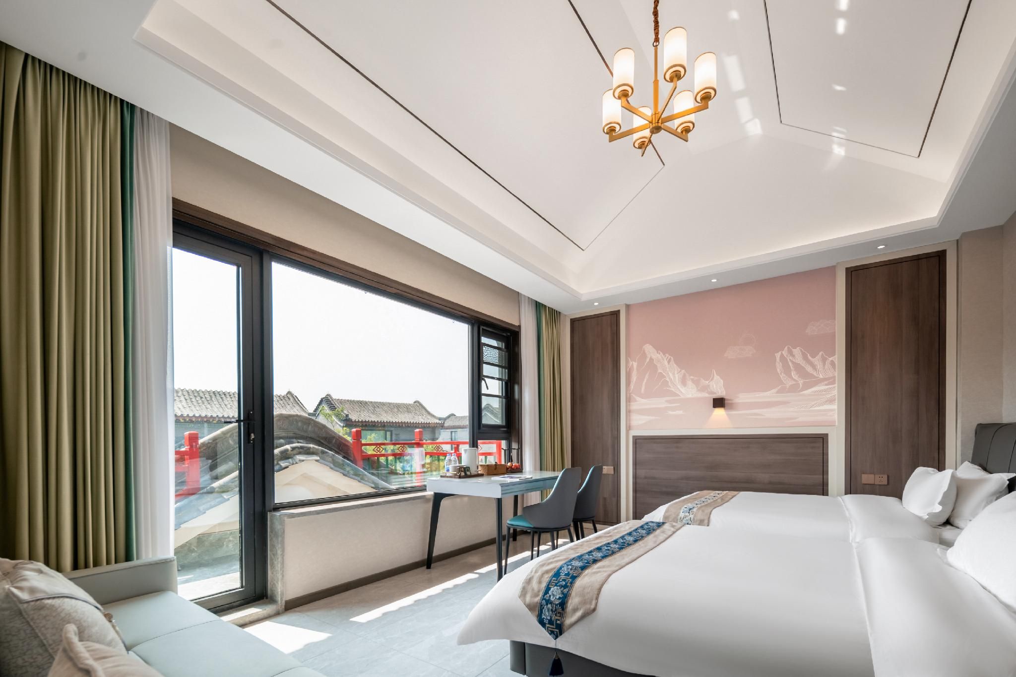 Floral Hotel Heluo Gucheng Yiju Bieyuan Homestay