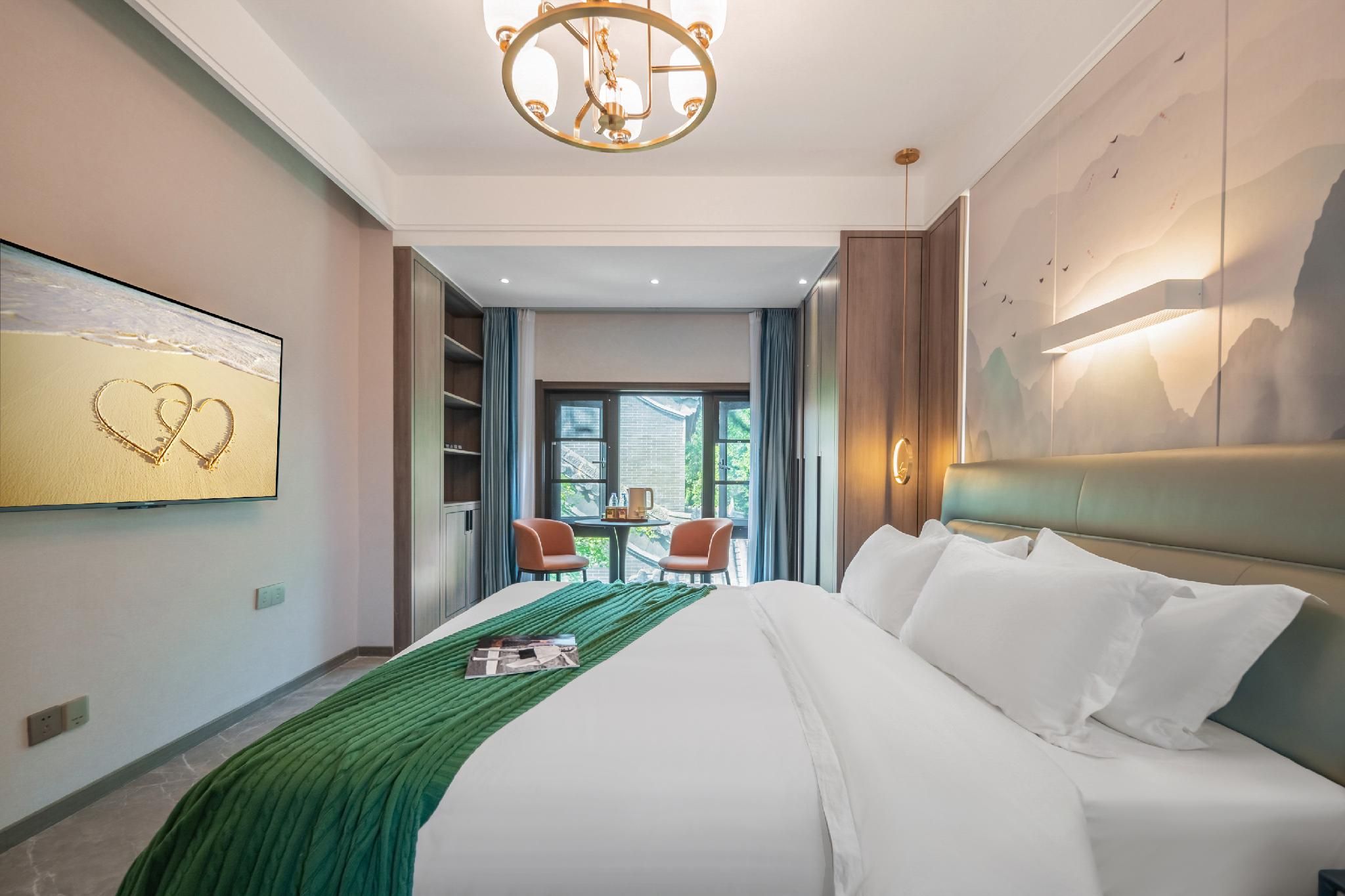 Floral Hotel Heluo Gucheng Yiju Bieyuan Homestay ALULA 01 2