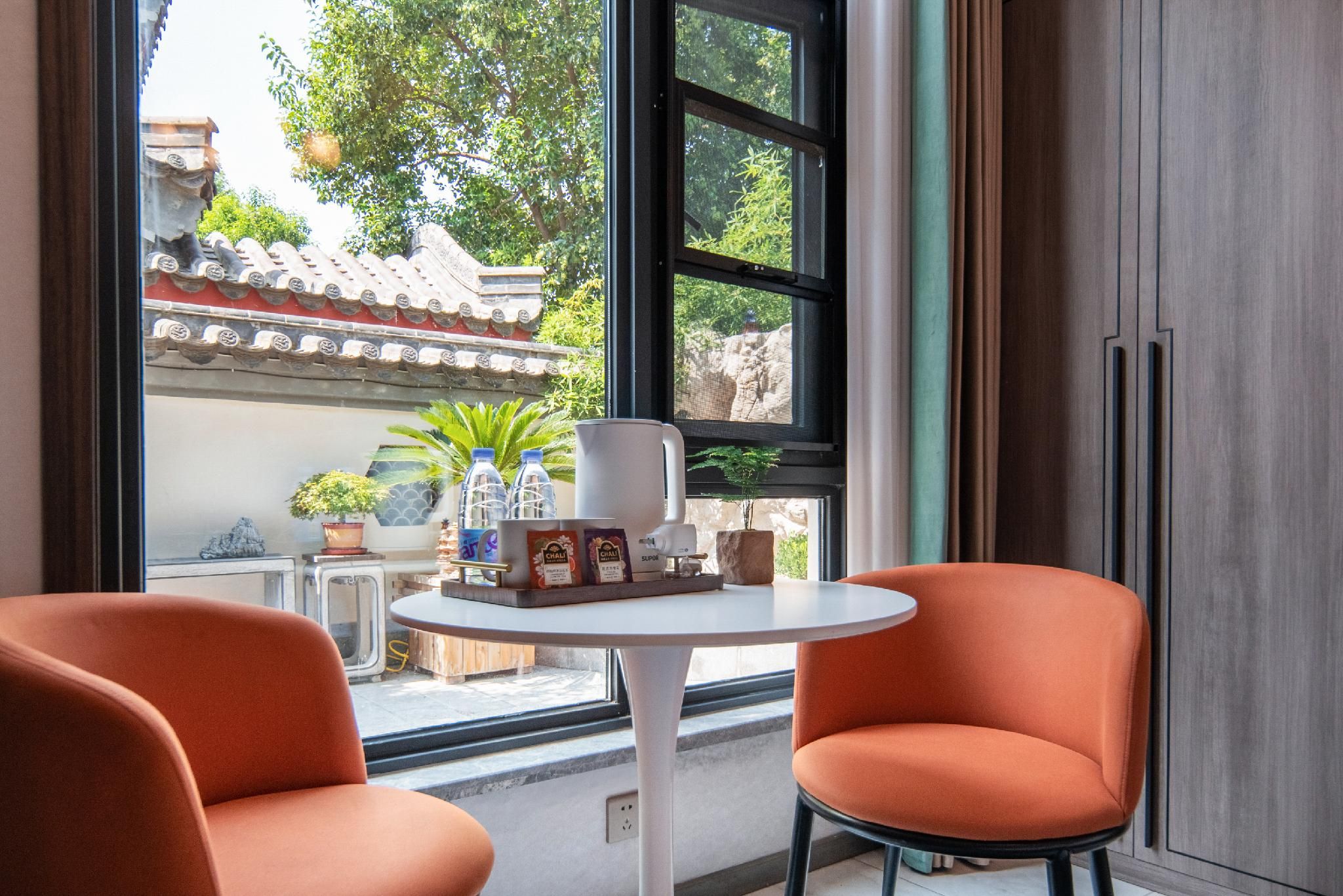 Huazhu - Room With Bed