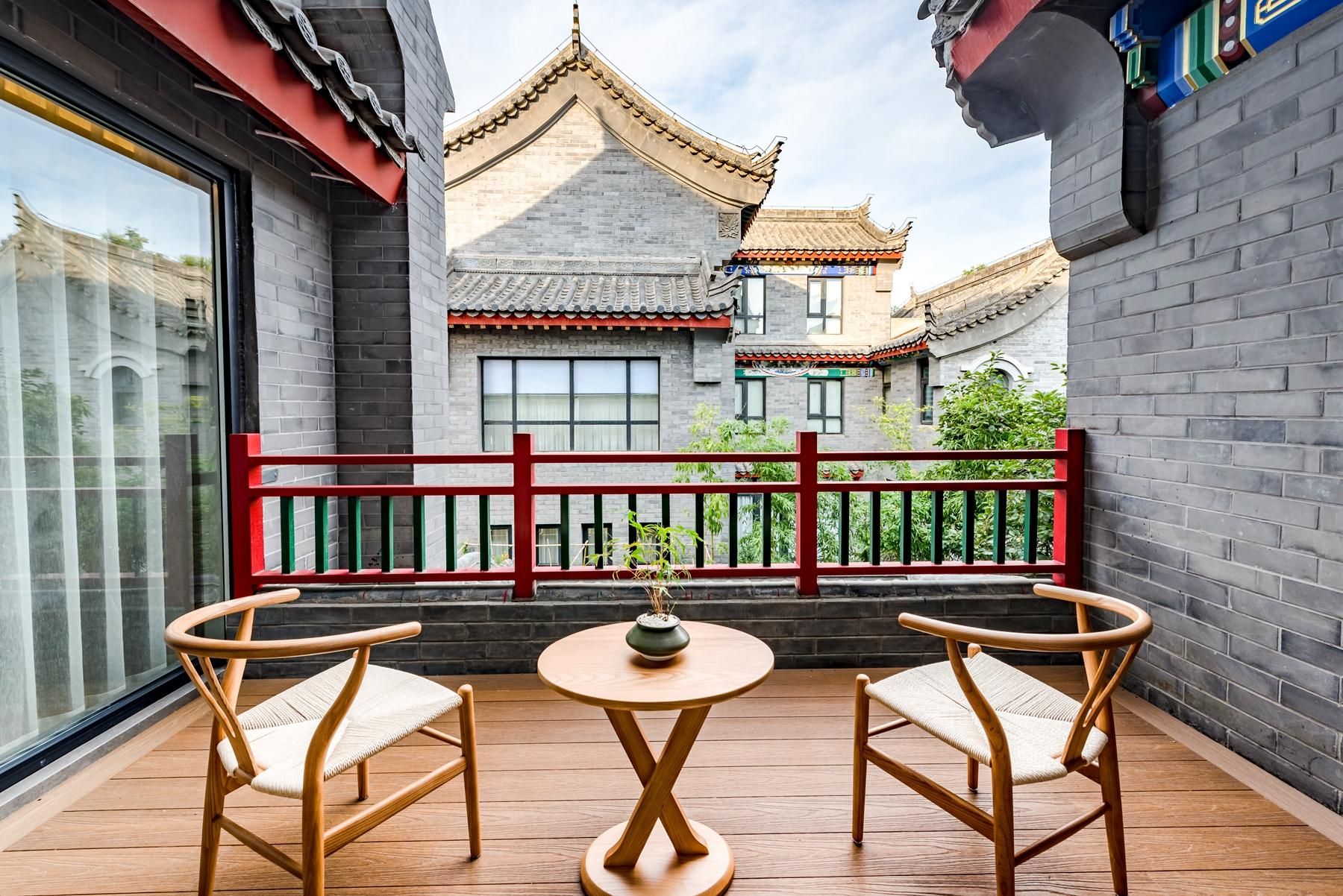 Premier Queen Room with Balcony