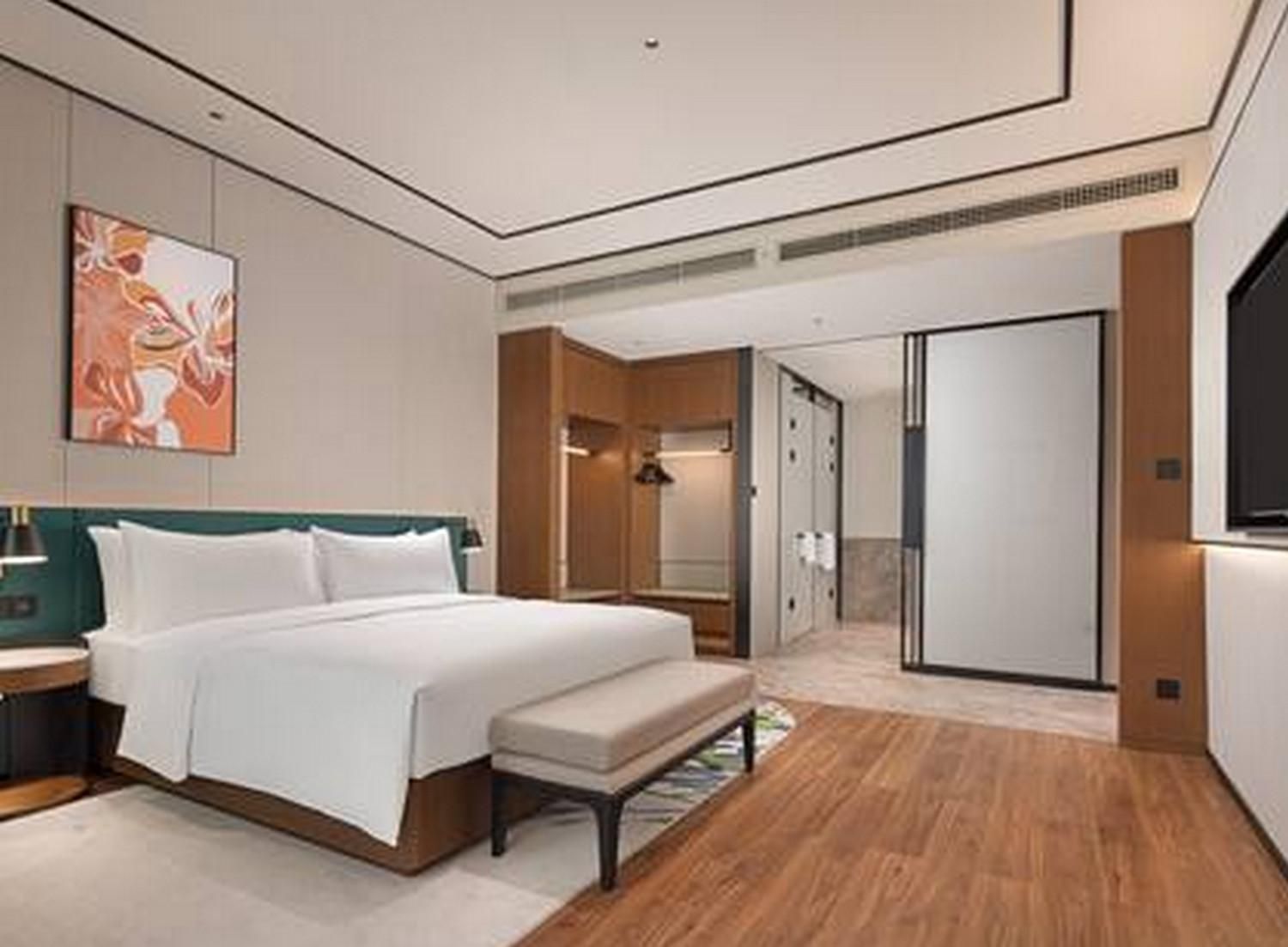 King Accessible Room