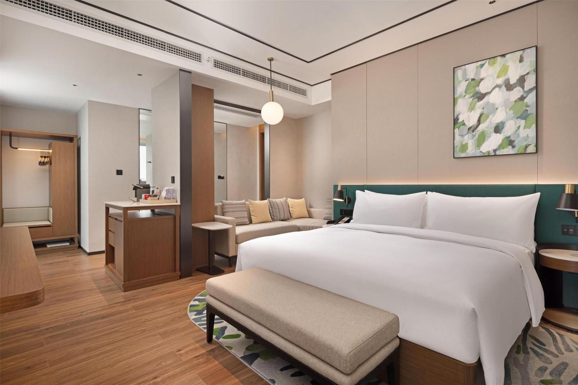 King One Bedroom Suite