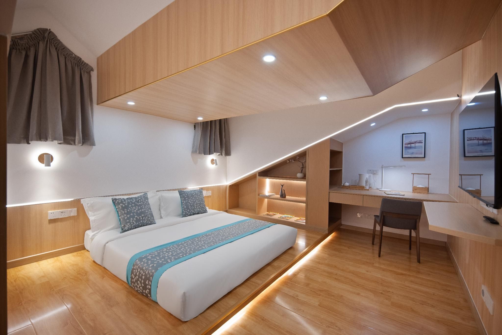 Huazhu - Room With Bed