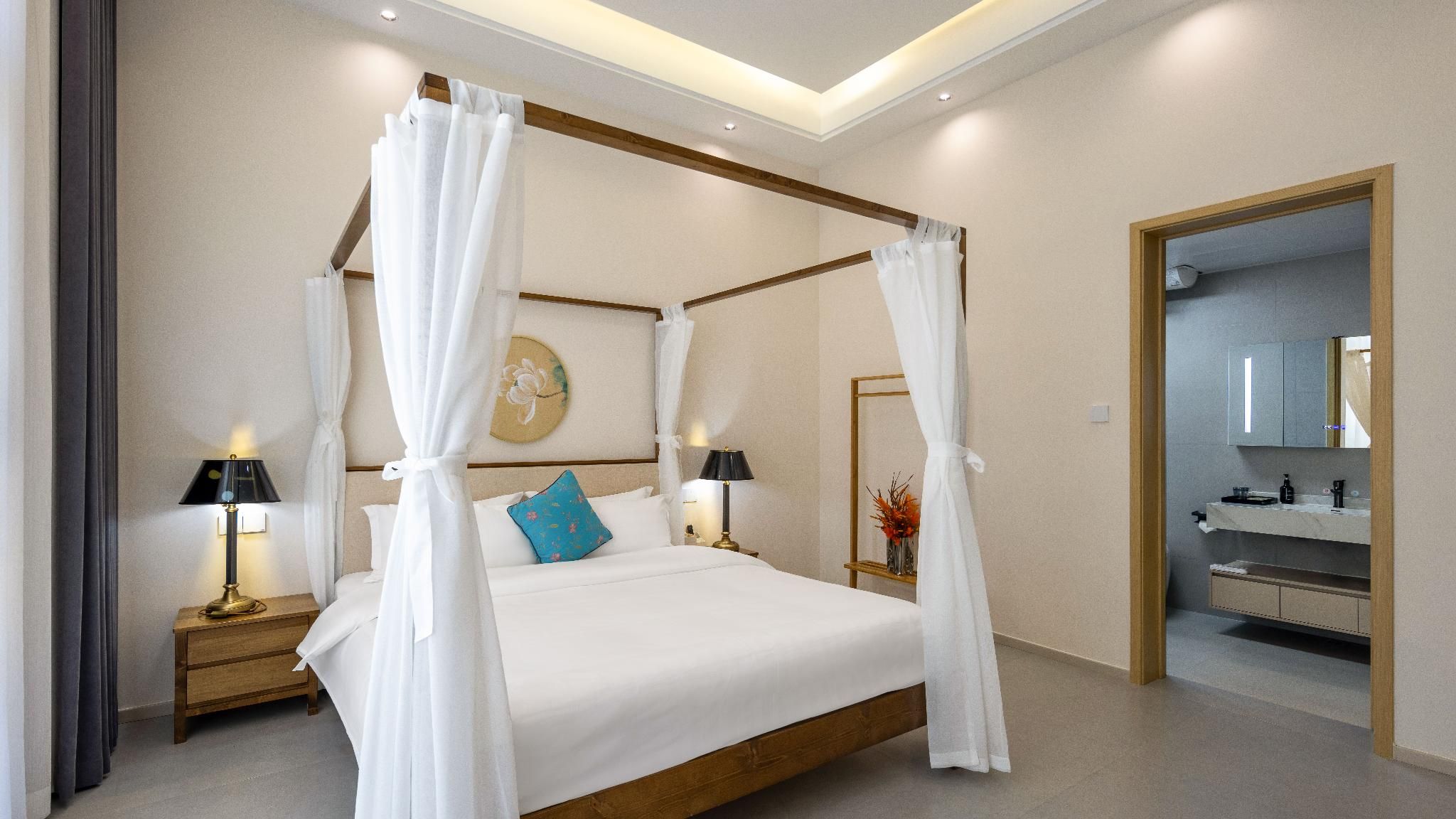 Big Room