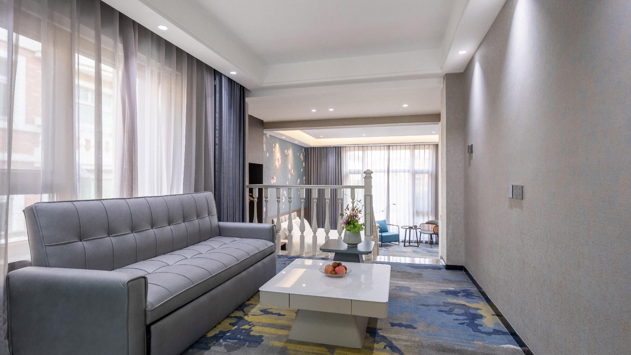 King Suite Room
