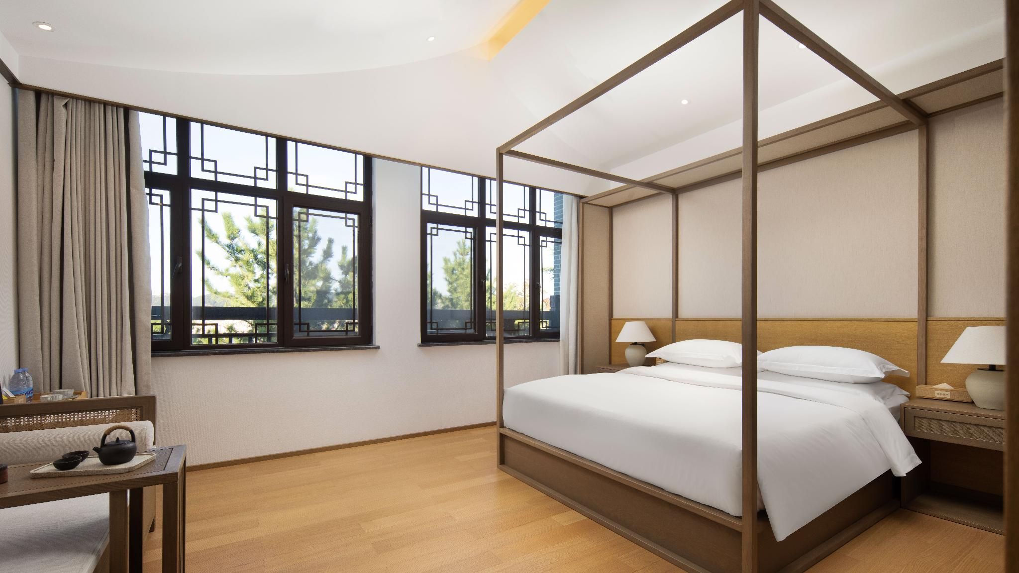 Comfort Queen Room