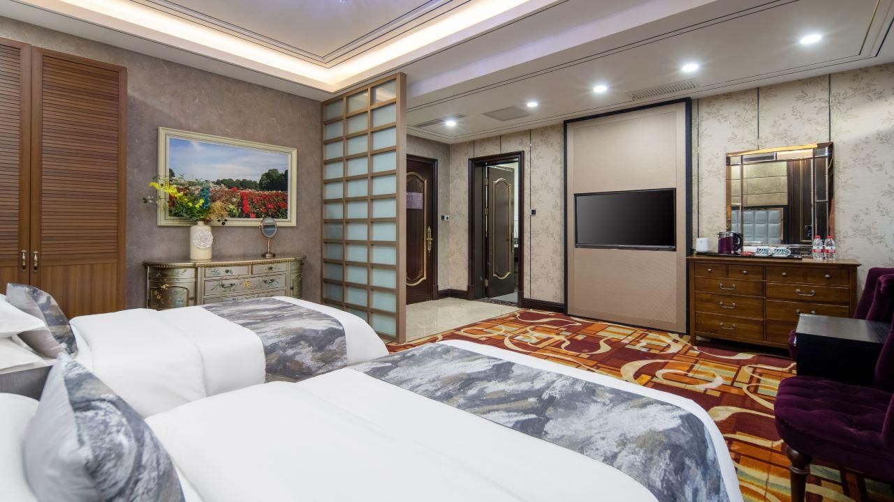 Standard Room - Parking Included