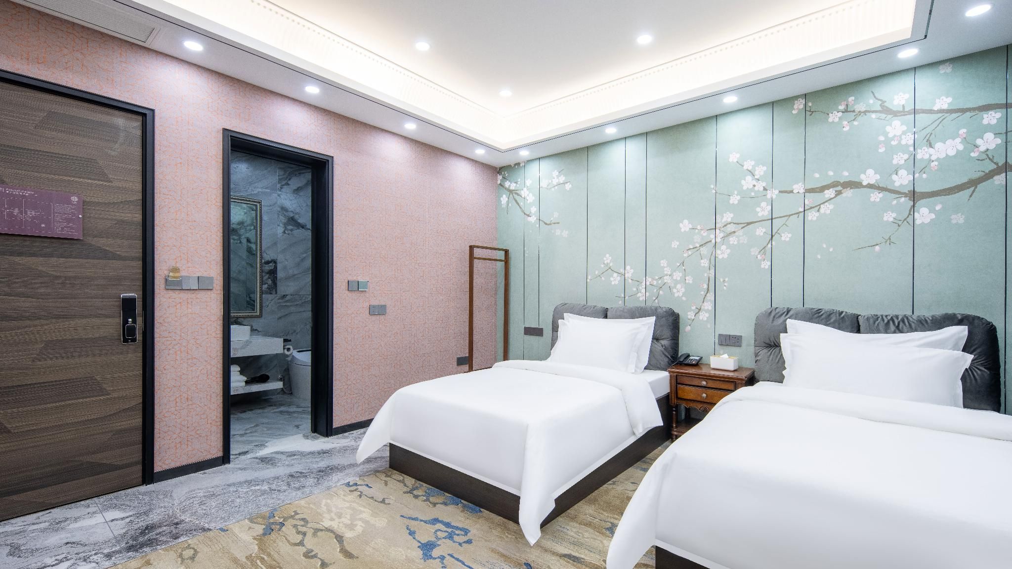 Suite Room