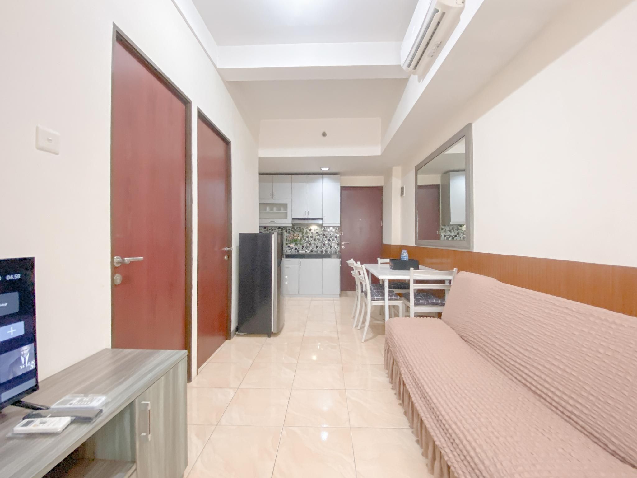 The Cozy Abode 2BR Tamansari Panoramic By Travelio