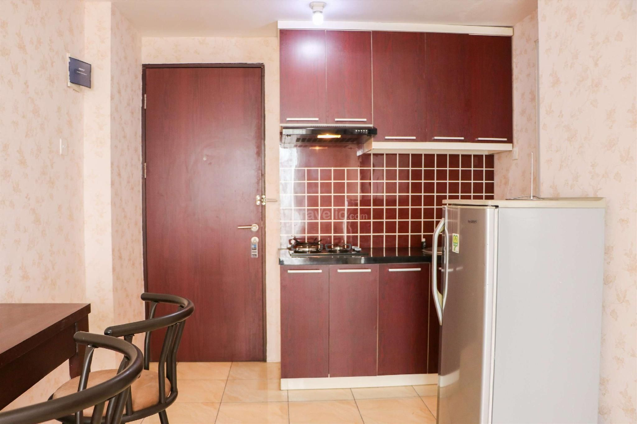 Minimalist 2BR Tamansari Panoramic Apt By Travelio