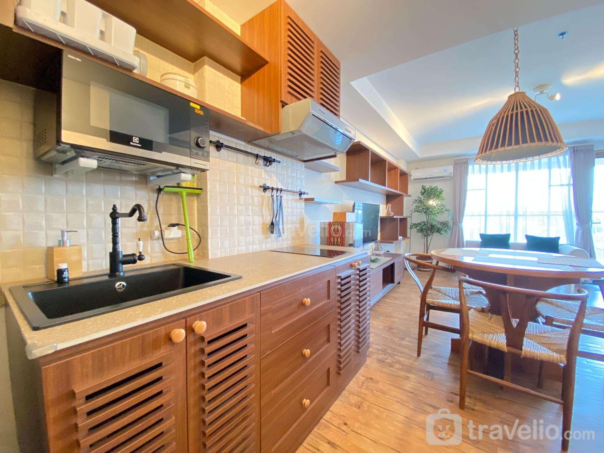 Spacious 2BR Tamansari Tera Residence By Travelio