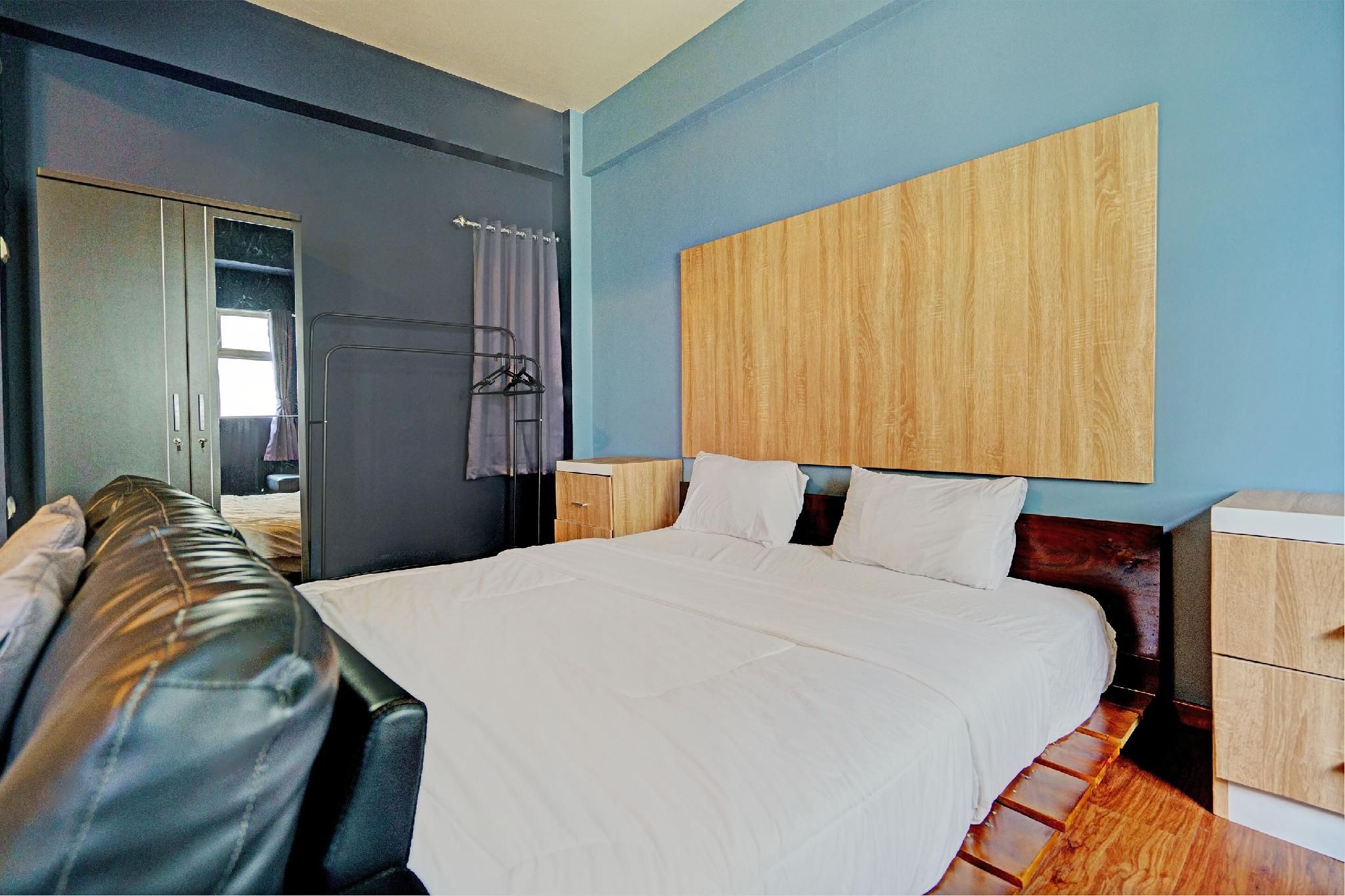 Deluxe Double Room for 2 Adults and 1 Child