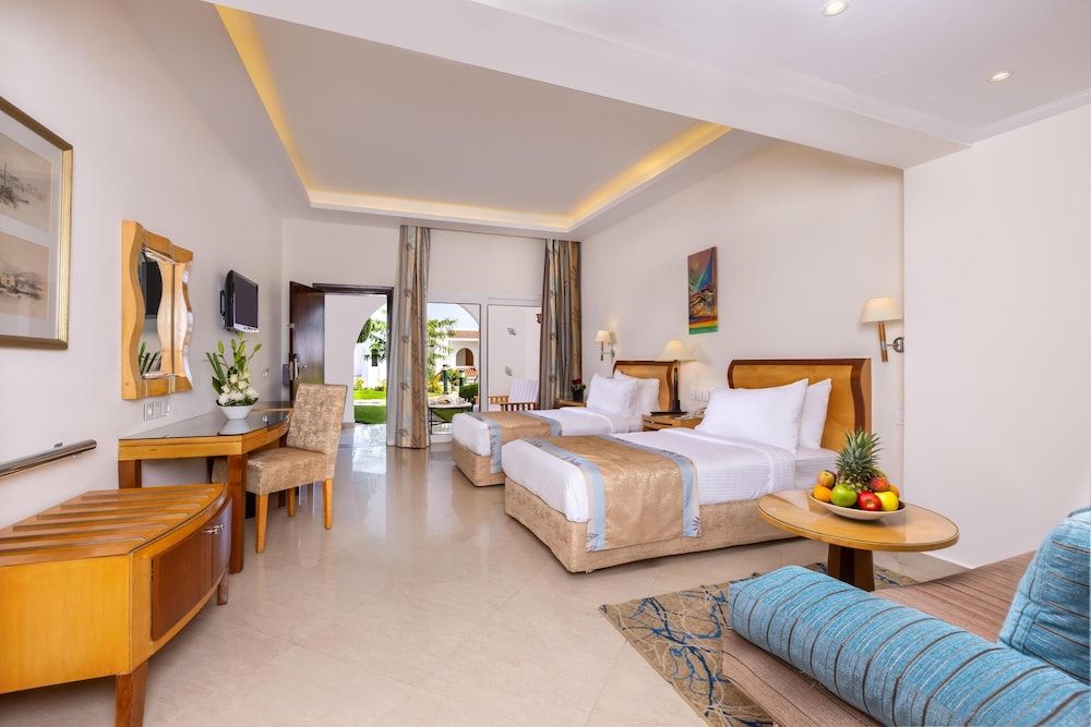 Savoy Sharm Standard Twin Room, Garden View 2