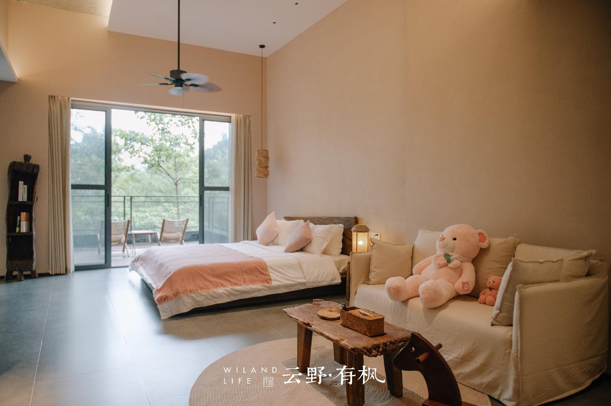 Mountain View Twin Room