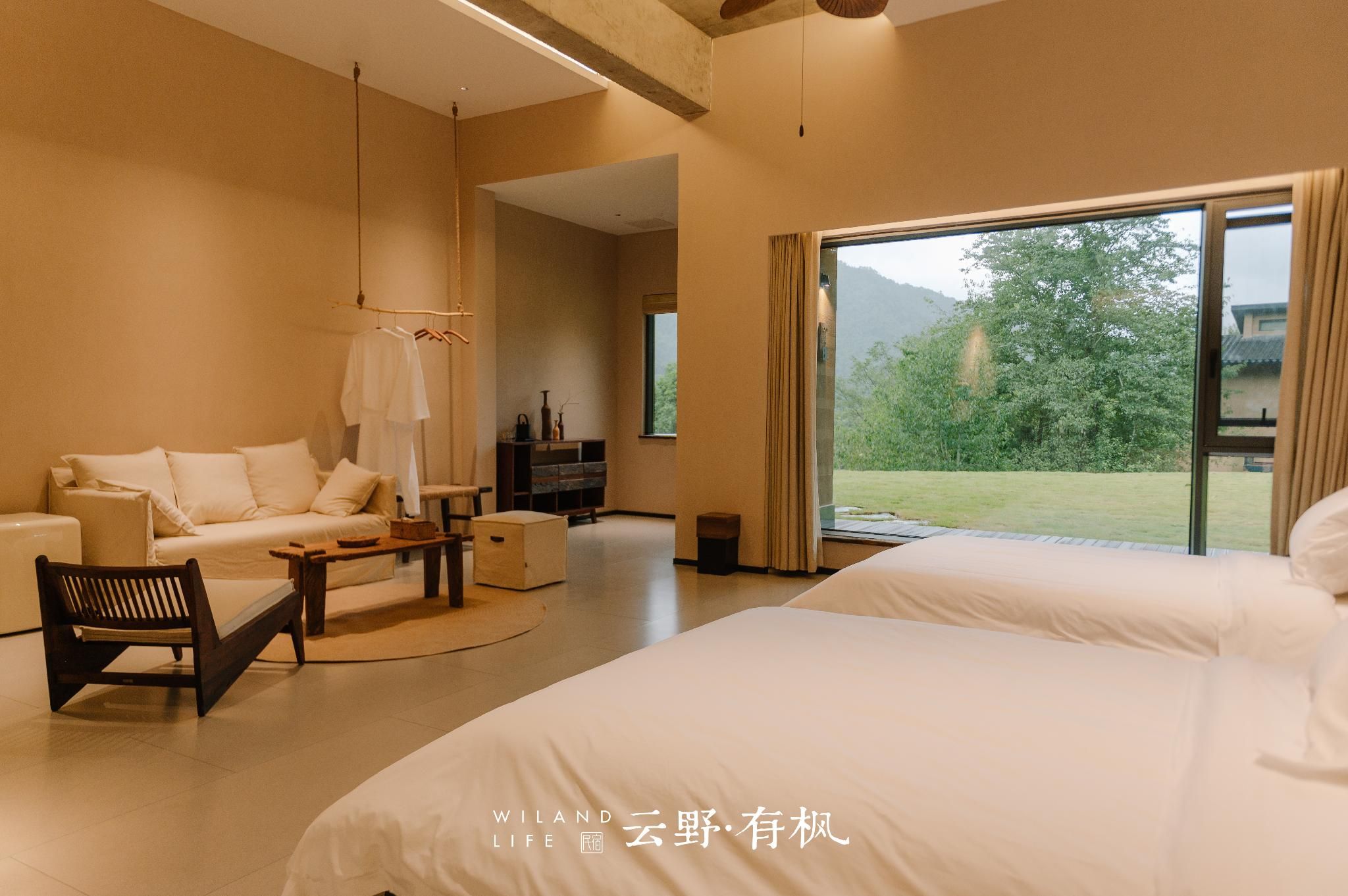 Deluxe Ocean View With Twin Bed