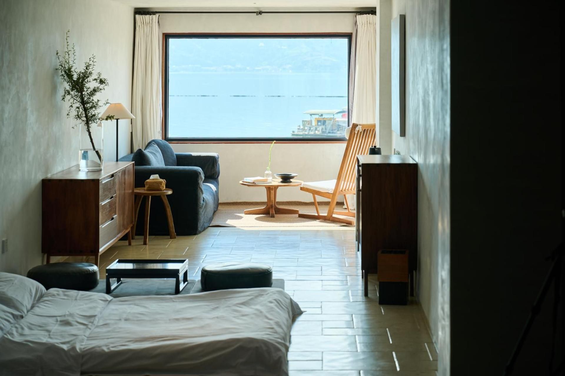 Twin Room with Bath